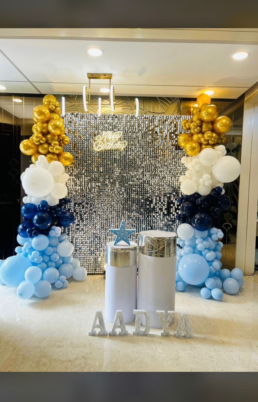 Statement Birthday Décor